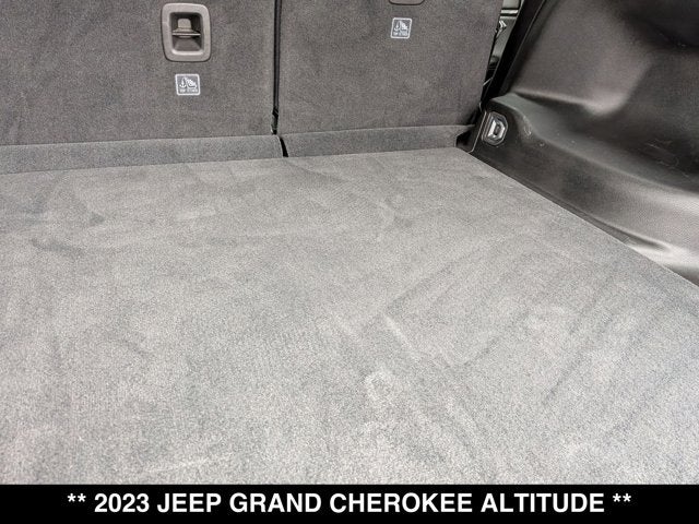 2023 Jeep Grand Cherokee Altitude