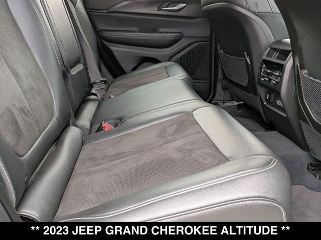 2023 Jeep Grand Cherokee Altitude