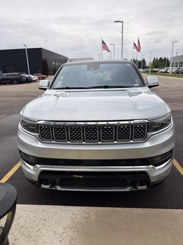 2022 Jeep Grand Wagoneer Series III