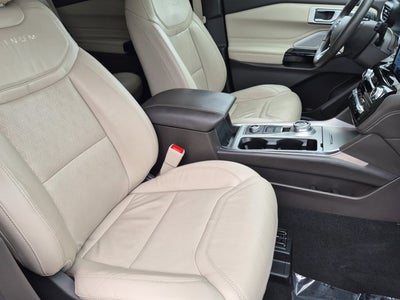 2023 Ford Explorer Platinum