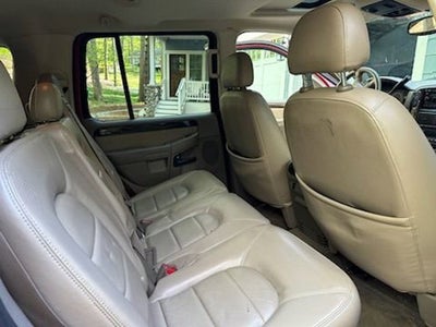 2004 Ford Explorer Limited