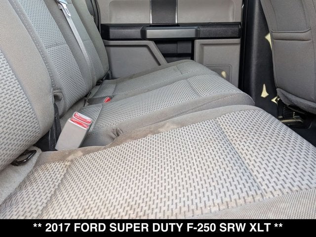 2017 Ford Super Duty F-250 Pickup XLT