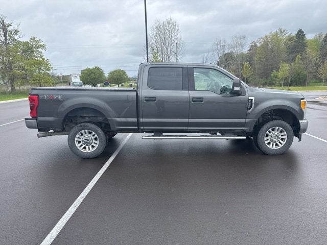 2017 Ford Super Duty F-250 Pickup XLT