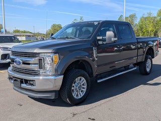 2017 Ford Super Duty F-250 Pickup XLT