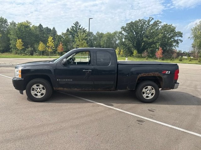 Used 2009 Chevrolet Silverado 1500 1LT with VIN 1GCEK29049Z229580 for sale in Okemos, MI