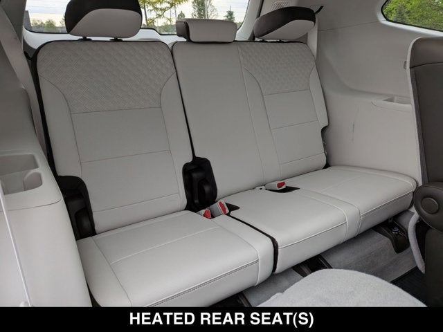 2025 GMC Acadia AWD Denali