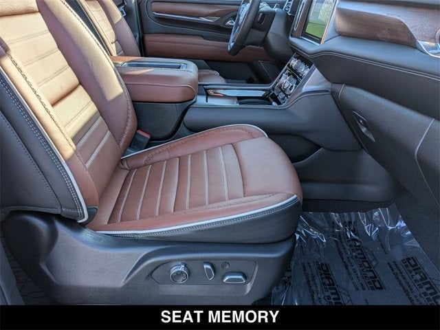 2024 GMC Yukon Denali Ultimate Denali Ultimate