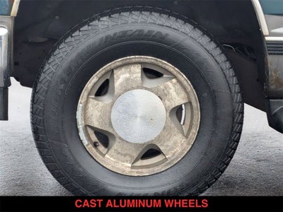 1999 Chevrolet Suburban Base