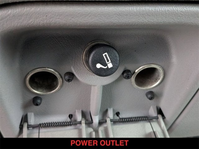 1999 Chevrolet Suburban Base