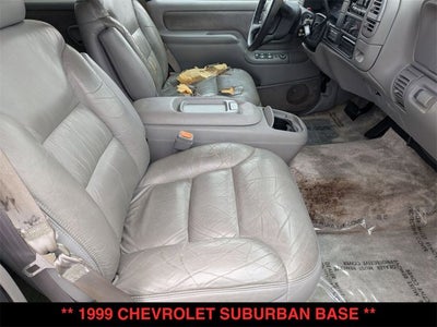 1999 Chevrolet Suburban Base