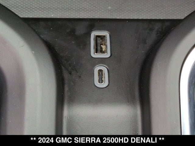 2024 GMC Sierra 2500HD Denali