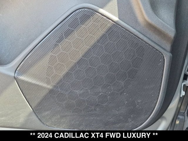 2024 Cadillac XT4 FWD Luxury