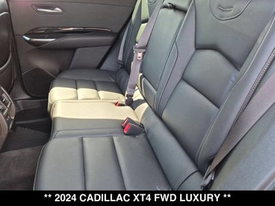 2024 Cadillac XT4 FWD Luxury