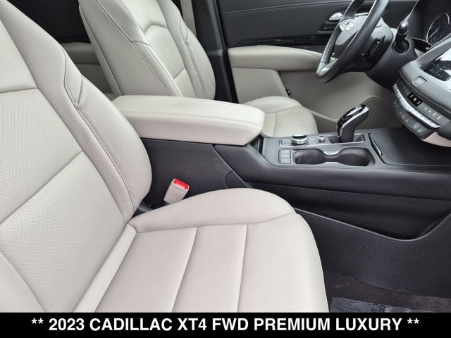 2023 Cadillac XT4 FWD Premium Luxury