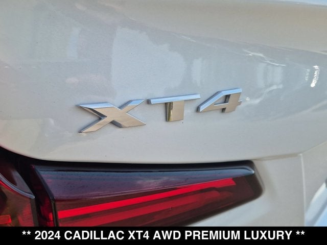 2024 Cadillac XT4 AWD Premium Luxury