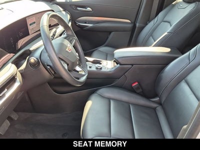 2024 Cadillac XT4 AWD Premium Luxury