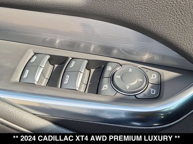 2024 Cadillac XT4 AWD Premium Luxury