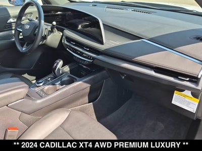 2024 Cadillac XT4 AWD Premium Luxury