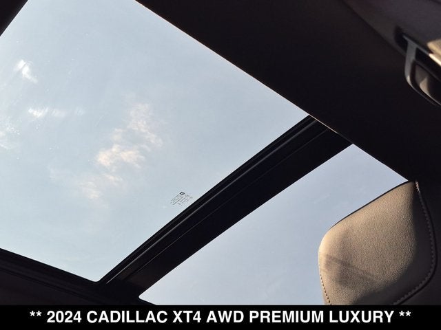 2024 Cadillac XT4 AWD Premium Luxury