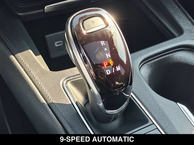 2024 Cadillac XT4 AWD Premium Luxury