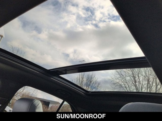 2023 Cadillac XT4 AWD Premium Luxury