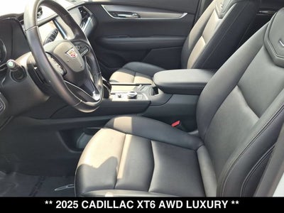2025 Cadillac XT6 AWD Luxury