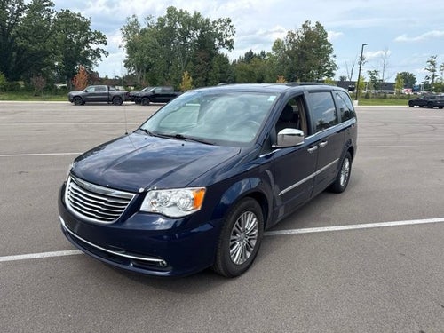 2016 Chrysler Town & Country Touring-L Anniversary Edition