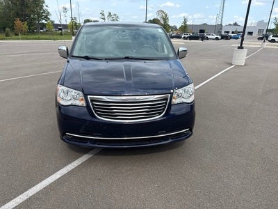 2016 Chrysler Town & Country Touring-L Anniversary Edition