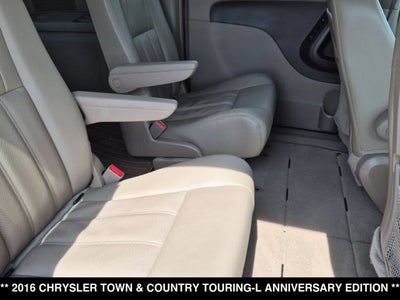 2016 Chrysler Town & Country Touring-L Anniversary Edition