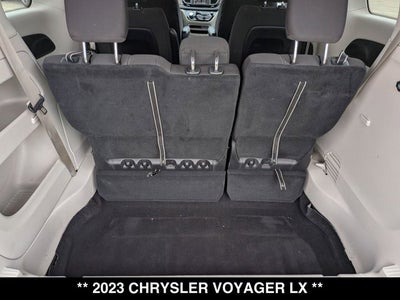 2023 Chrysler Voyager LX