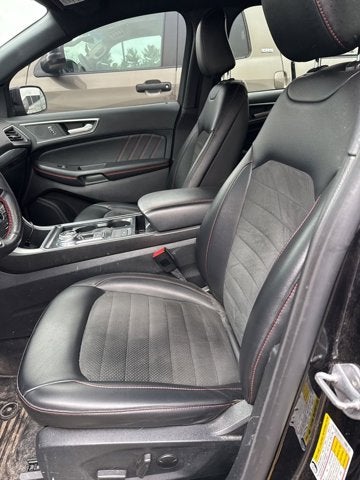 2022 Ford Edge ST Line