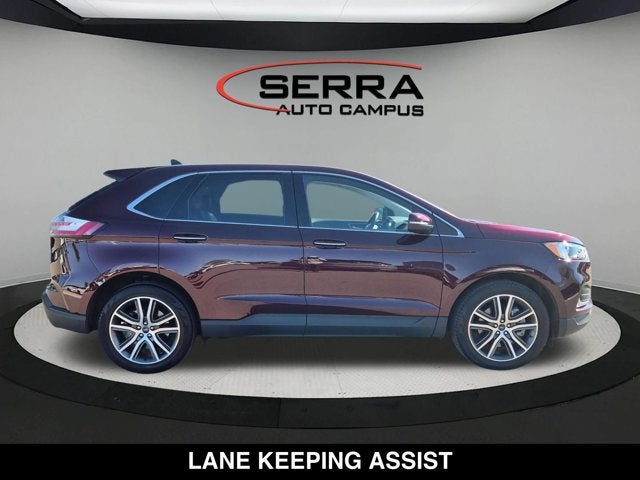 2022 Ford Edge Titanium