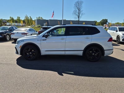 2024 Volkswagen Tiguan SE R-Line Black
