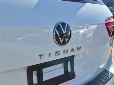 2024 Volkswagen Tiguan SE R-Line Black