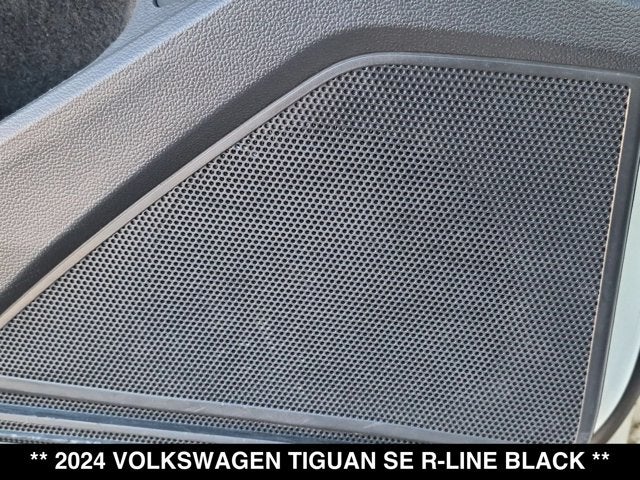 2024 Volkswagen Tiguan SE R-Line Black