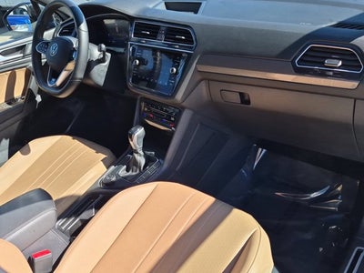 2024 Volkswagen Tiguan SE R-Line Black