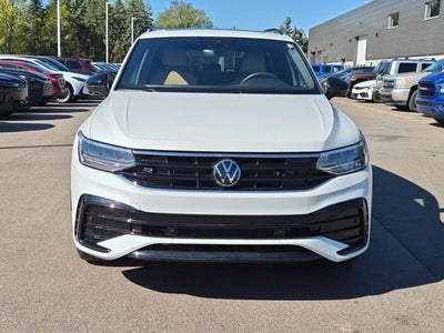 2024 Volkswagen Tiguan SE R-Line Black