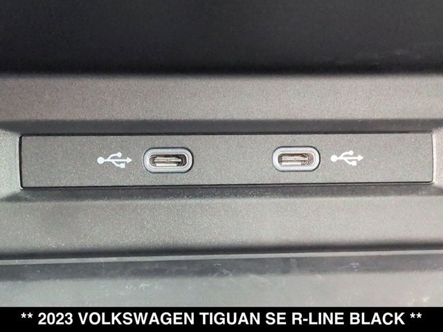 2023 Volkswagen Tiguan SE R-Line Black