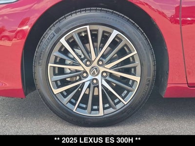 2025 Lexus ES 300h ES 300h