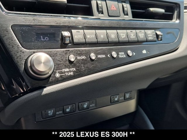 2025 Lexus ES 300h ES 300h