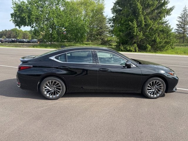 2024 Lexus ES 300h ES 300h Ultra Luxury