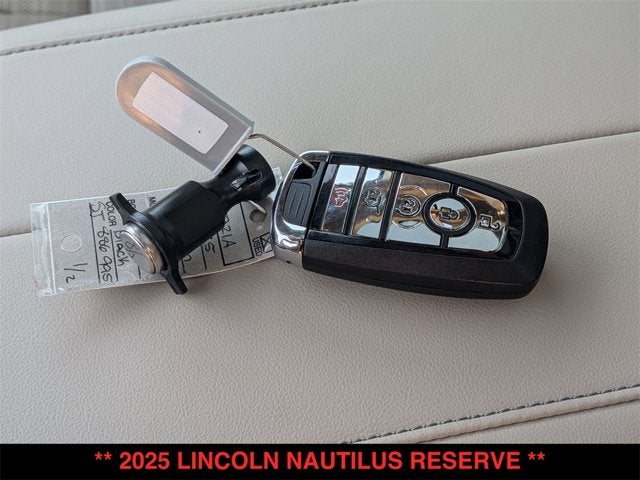 2025 Lincoln Nautilus Reserve