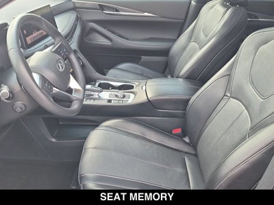 2024 INFINITI QX60 LUXE