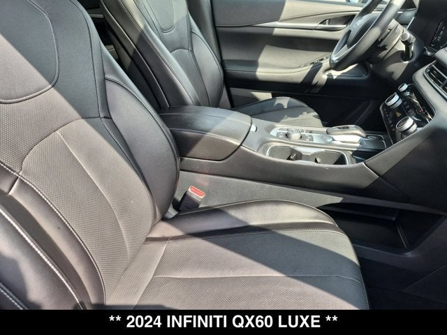 2024 INFINITI QX60 LUXE