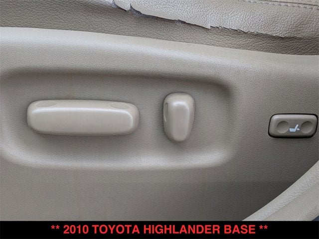 2010 Toyota Highlander Base