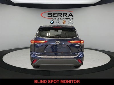 2022 Toyota Highlander Hybrid XLE