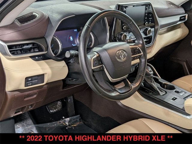 2022 Toyota Highlander Hybrid XLE