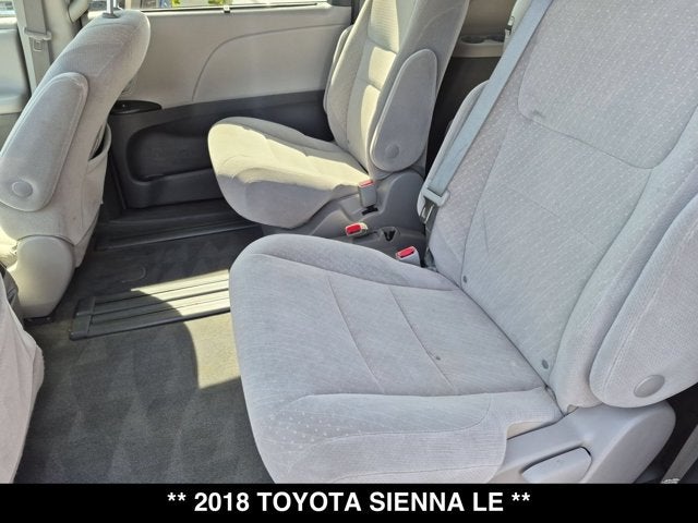 2018 Toyota Sienna LE