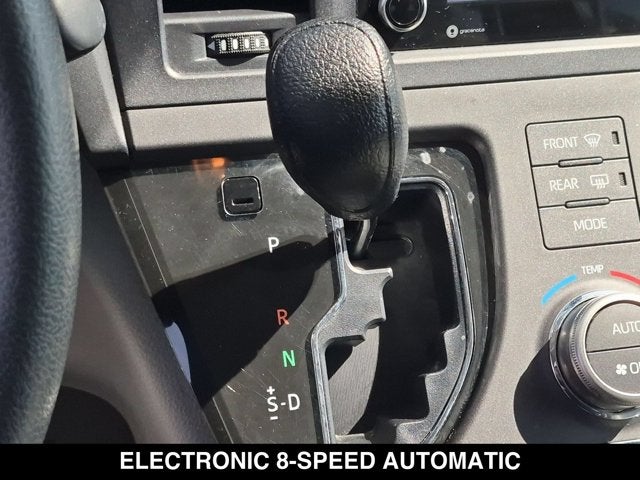 2018 Toyota Sienna LE