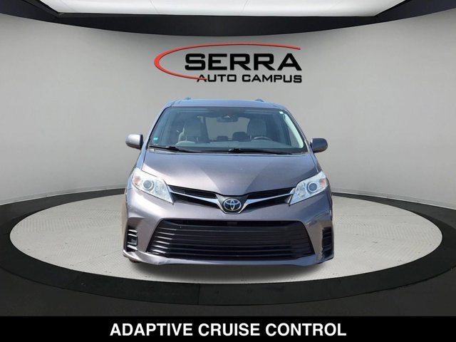2018 Toyota Sienna LE